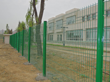 保稅區(qū)護(hù)欄網(wǎng) 保稅區(qū)護(hù)欄網(wǎng)