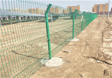 三角折彎護(hù)欄05 三角折彎護(hù)欄05